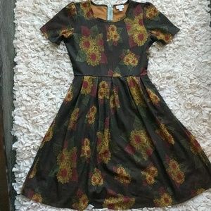 Lularoe L Amelia Dress
